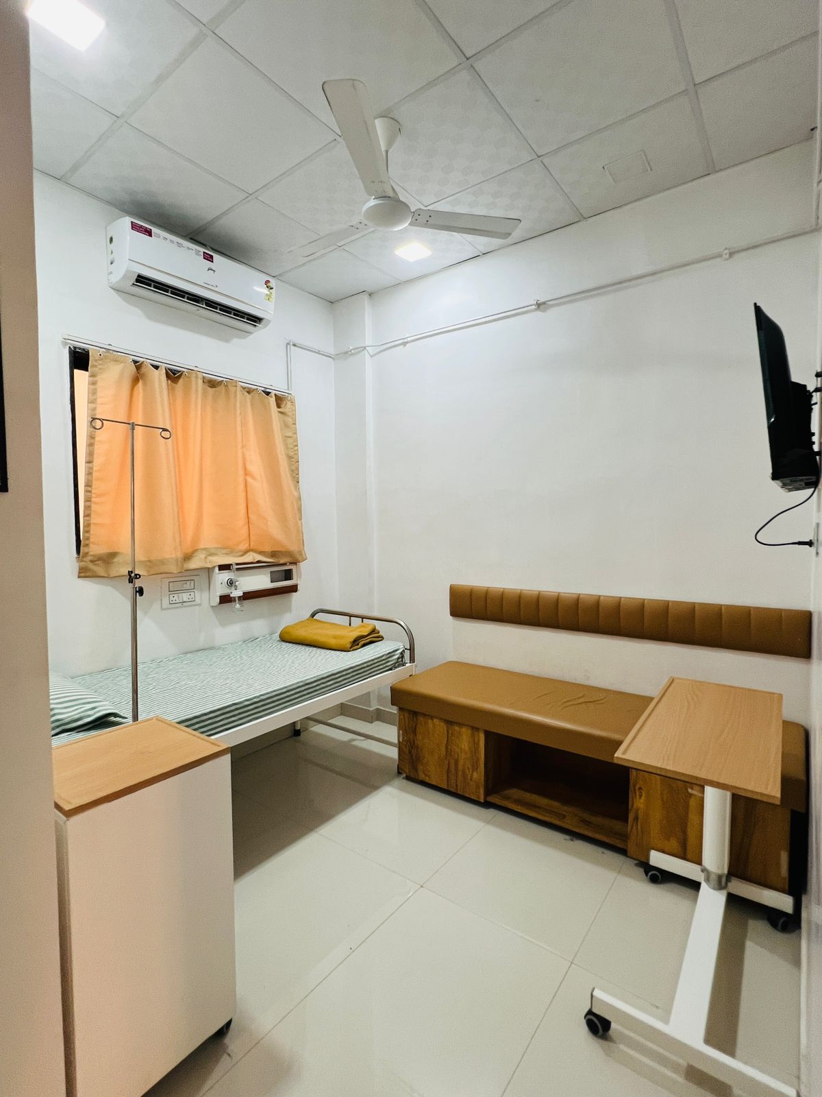Ward area with multiple beds